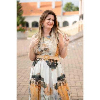 Festett mediterrán mintás ujjatlan ruha övvel  barna