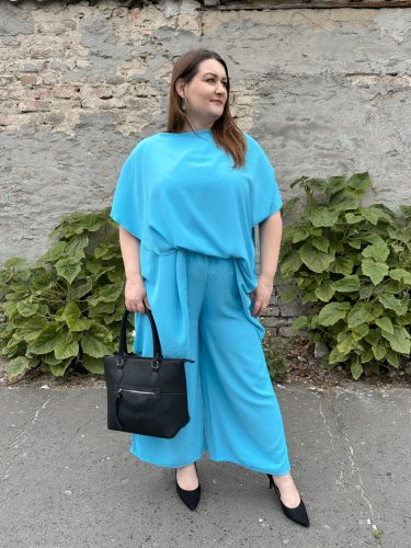 Bőszárú nadrág és tunika együttes világoskék